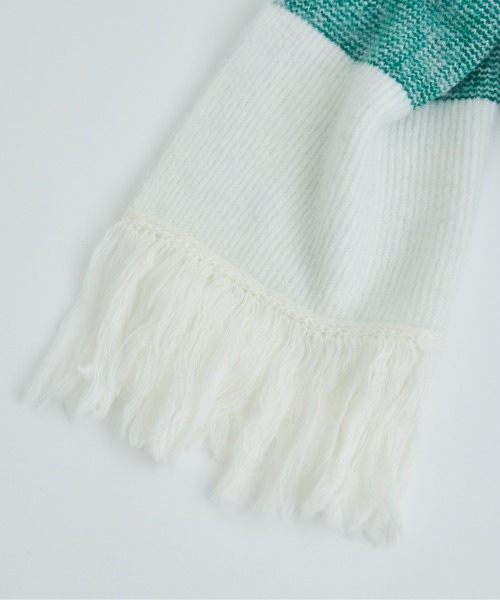 LiNoH(リノー)の「ALPACA MULTI COLOR MUFFLER(マフラー・メンズ・グリーン/グレイッシュベージュ/ブルー・FREE)」の8枚目の写真