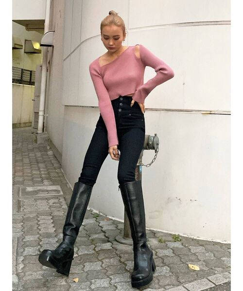 EMODA（エモダ）の「スキンカットラインニット（ニット/セーター・レディース・ブラック/アイボリー/ピンク/パープル・FREE）」の19枚目の写真