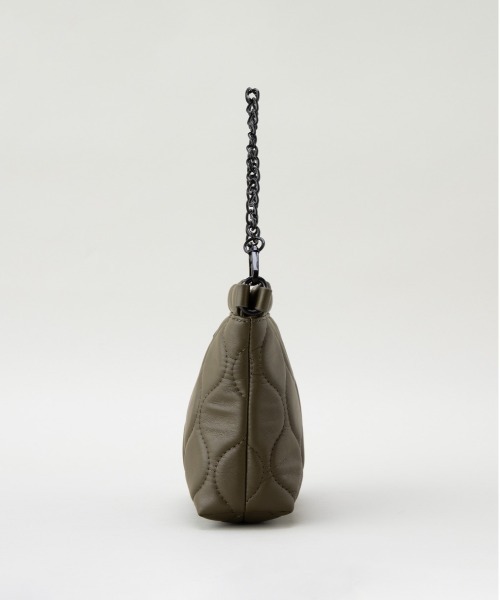 LE VERNIS（ル・ベルニ）の「LE VERNIS(ル・ベルニ)キルティングミニバッグ（ハンドバッグ・レディース・イエロー/オレンジ/カーキ/ブラック/ベージュ・FREE）」の10枚目の写真