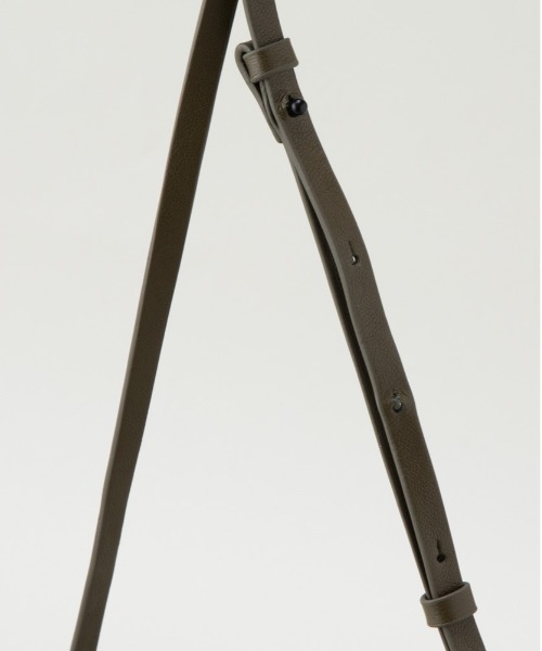 LE VERNIS（ル・ベルニ）の「LE VERNIS(ル・ベルニ)キルティングミニバッグ（ハンドバッグ・レディース・イエロー/オレンジ/カーキ/ブラック/ベージュ・FREE）」の15枚目の写真