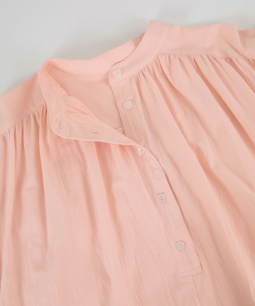 titivate(ティティベイト)の「バンドカラーボリュームギャザーワンピース(シャツワンピース・レディース・オレンジ/ライトピンク/ブラック/オフホワイト・M/S)」の9枚目の写真