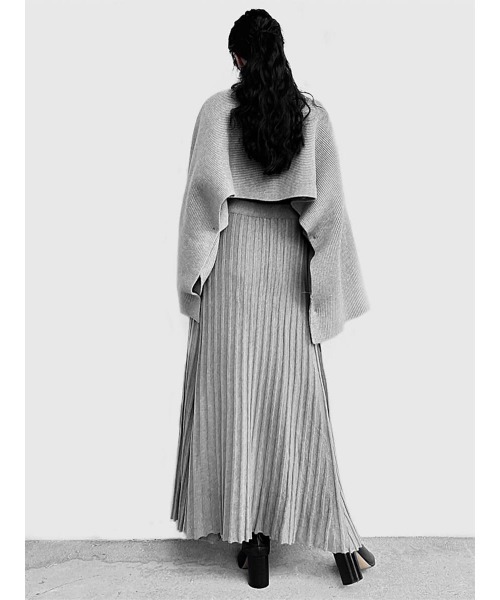 LVEU.（ラブユ.）の「Rib knit flared maxi skirt(Ai select