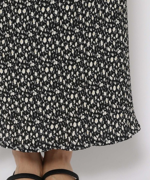 LOWRYS FARM（ローリーズファーム）の「フラワーギャザータイトスカート　187557（スカート・レディース・グリーン/ブラック/アイボリー・FREE）」の21枚目の写真