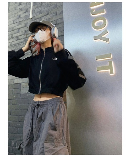 DEVICE（デバイス）の「ストリートデザイン ルーズ ワイド カーゴパンツ パラシュートパンツ（カーゴパンツ・レディース・ブラック/グレー・FREE）」の18枚目の写真