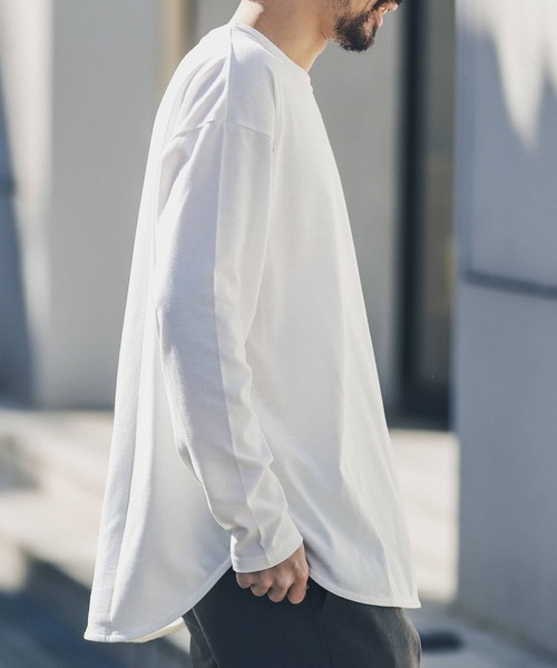 URBAN RESEARCH Sonny Label(アーバンリサーチサニーレーベル)の「『抗菌/防臭』ラウンドヘムロングスリーブTシャツ(Tシャツ/カットソー・メンズ・ホワイト/チャコールグレー/ホワイト系その他・MEDIUM/LARGE)」の6枚目の写真