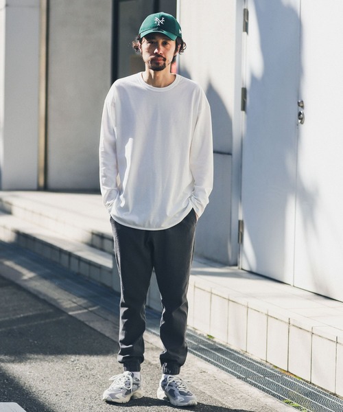 URBAN RESEARCH Sonny Label(アーバンリサーチサニーレーベル)の「『抗菌/防臭』ラウンドヘムロングスリーブTシャツ(Tシャツ/カットソー・メンズ・ホワイト/チャコールグレー/ホワイト系その他・MEDIUM/LARGE)」の18枚目の写真
