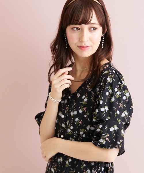 marun(マルン)の「<大きいサイズ> サイドドロストフラワープリントワンピース marun(ワンピース・レディース・ブラック/ピンク・LL/L/3L/4L/5L)」の21枚目の写真