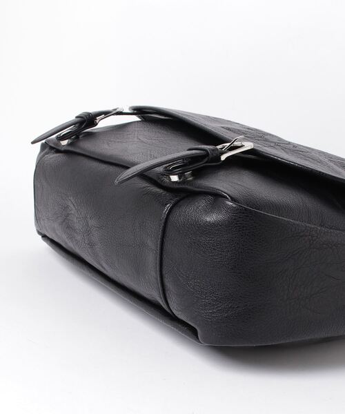 FAUX LEATHER MESSENGER BAG（メッセンジャーバッグ）｜X-girl