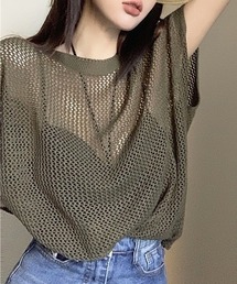 程よい抜け感。軽量メッシュニットTシャツ