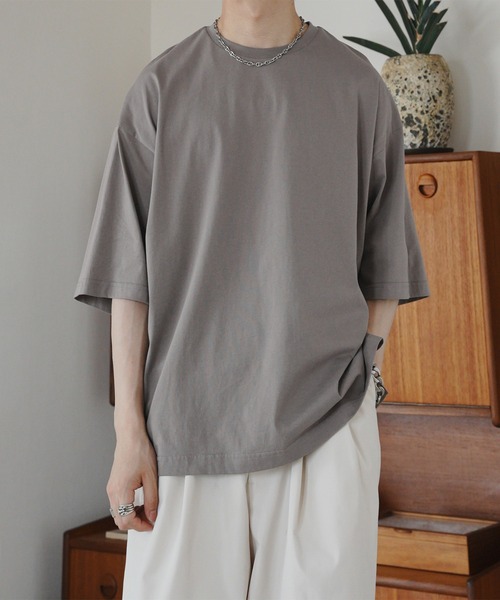 ADAMASTE（アダマスト）の「ワンポイントロゴ刺繍ビッグTEE（Tシャツ/カットソー・メンズ・グレイッシュベージュ/エメラルド/ブラック/ブルー/ピンク/ライトグレー・SMALL/MEDIUM/LARGE）」の3枚目の写真