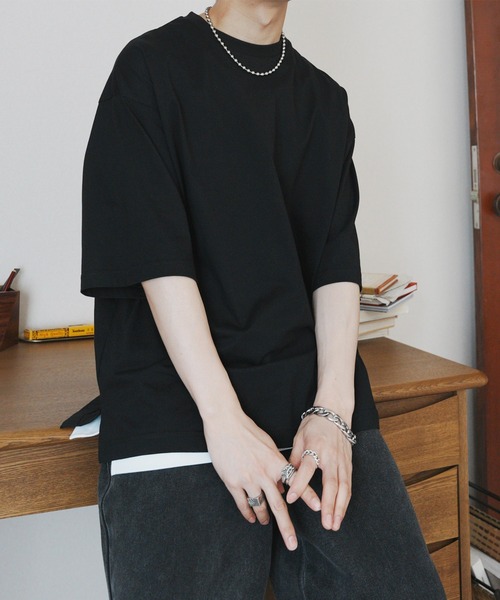 ADAMASTE（アダマスト）の「ワンポイントロゴ刺繍ビッグTEE（Tシャツ/カットソー・メンズ・グレイッシュベージュ/エメラルド/ブラック/ブルー/ピンク/ライトグレー・SMALL/MEDIUM/LARGE）」の2枚目の写真