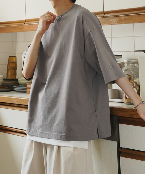 ADAMASTE（アダマスト）の「ワンポイントロゴ刺繍ビッグTEE（Tシャツ/カットソー・メンズ・グレイッシュベージュ/エメラルド/ブラック/ブルー/ピンク/ライトグレー・SMALL/MEDIUM/LARGE）」の12枚目の写真