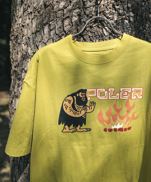 POLeR（ポーラー）の「【POLeR / ポーラー】別注ロゴTEE（Tシャツ/カットソー・メンズ・ホワイト/ブラック/ダークグリーン/ベージュ/カーキ/ピンク・SMALL/MEDIUM/LARGE/X-LARGE）」の21枚目の写真