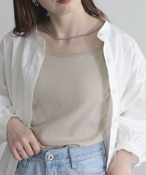 fredy emue（フレディエミュ）の「【fredy emue/フレディエミュ】後ろ開きカップ付きキャミソール（キャミソール・レディース・ブラック/オフホワイト/ベージュ・38）」の4枚目の写真