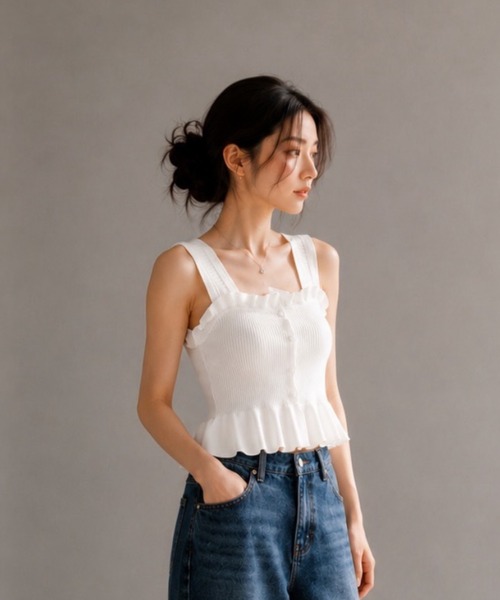 United store(ユナイテッドストア)の「ペプラムニットキャミソール(キャミソール・レディース・アイボリー/ブラック/ホワイト・FREE)」の5枚目の写真