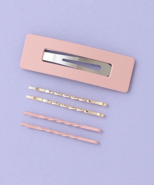 LOVETOXIC(ラブトキシック)の「スクエアパッチンピンSET(その他ヘアアクセサリー・キッズ・アイボリー/ピンク/サックスブルー/ライトグリーン・FREE)」の4枚目の写真