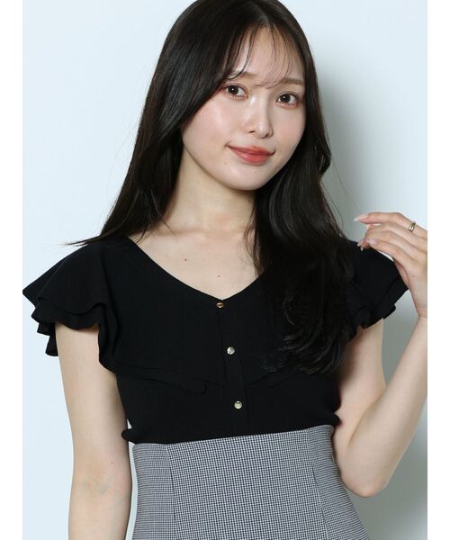 MERCURYDUO（マーキュリーデュオ）の「2WAYラッフルノースリニット（ニット/セーター・レディース・オフホワイト/ブラック/チャコールグレー/レッド/ベビーピンク・FREE）」の3枚目の写真