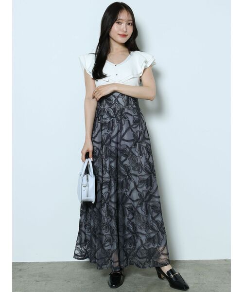 MERCURYDUO（マーキュリーデュオ）の「2WAYラッフルノースリニット（ニット/セーター・レディース・オフホワイト/ブラック/チャコールグレー/レッド/ベビーピンク・FREE）」の19枚目の写真