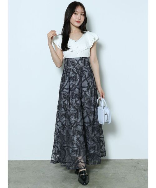 MERCURYDUO（マーキュリーデュオ）の「2WAYラッフルノースリニット（ニット/セーター・レディース・オフホワイト/ブラック/チャコールグレー/レッド/ベビーピンク・FREE）」の9枚目の写真