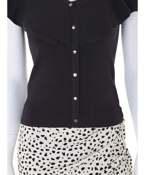 MERCURYDUO（マーキュリーデュオ）の「2WAYラッフルノースリニット（ニット/セーター・レディース・オフホワイト/ブラック/チャコールグレー/レッド/ベビーピンク・FREE）」の8枚目の写真