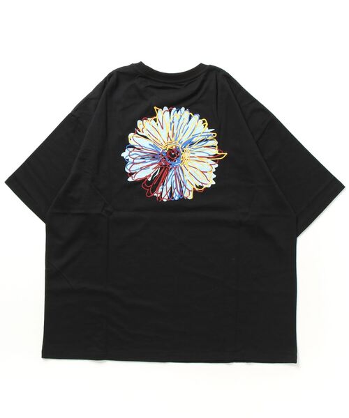 BEAVER(ビーバー)の「B omnivore/ビーオムニボー BIG FLOWER TEE 16/S オープンエンド天竺 Tシャツ(Tシャツ/カットソー・メンズ・ブラック/ホワイト・L/M)」の8枚目の写真