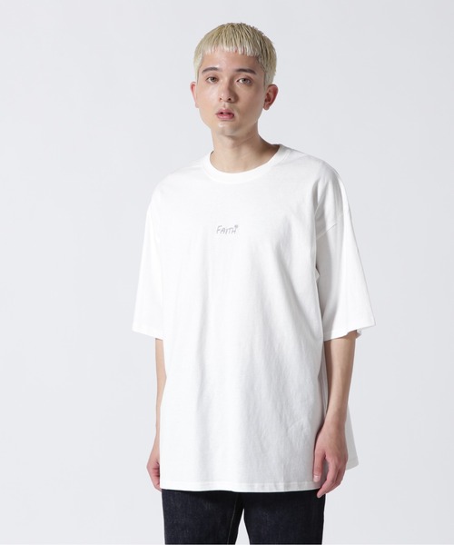 BEAVER(ビーバー)の「B omnivore/ビーオムニボー BIG FLOWER TEE 16/S オープンエンド天竺 Tシャツ(Tシャツ/カットソー・メンズ・ブラック/ホワイト・L/M)」の17枚目の写真