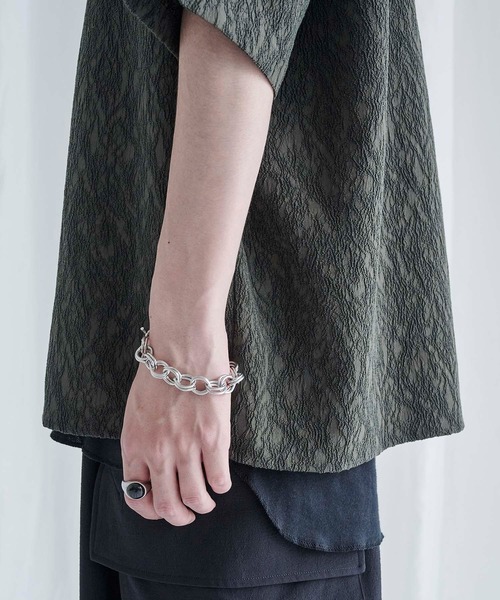 PUBLIC TOKYO(パブリックトウキョウ)の「ダークジャガードオープンカラーシャツ(シャツ/ブラウス・メンズ・ダークグレー/ブラック・1/2)」の6枚目の写真