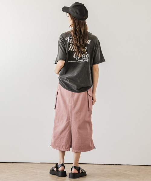 AMELY（エミリー）の「バックスリットカーゴスカート（スカート・レディース・ブラック/ピンク/ホワイト/カーキ・L/M）」の13枚目の写真