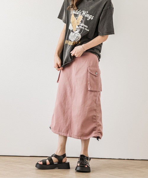 AMELY（エミリー）の「バックスリットカーゴスカート（スカート・レディース・ブラック/ピンク/ホワイト/カーキ・L/M）」の14枚目の写真