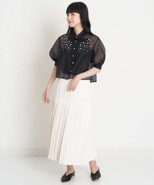 A de a.v.v（アードアー・ヴェ・ヴェ）の「前ボタン開きプリーツスカート（スカート・レディース・ブラック/ブルー/アイボリー・38/36）」の4枚目の写真