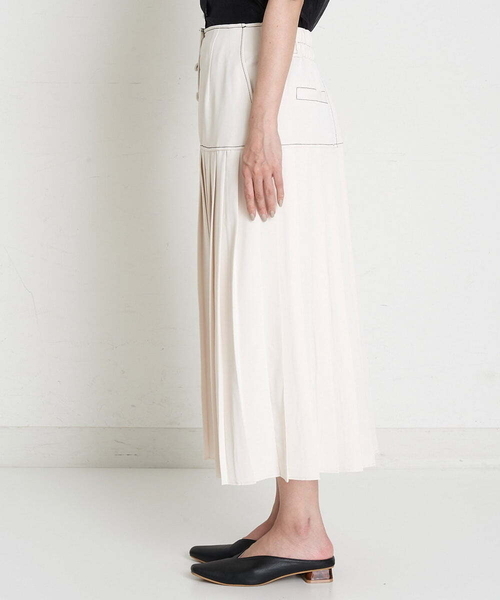 A de a.v.v（アードアー・ヴェ・ヴェ）の「前ボタン開きプリーツスカート（スカート・レディース・ブラック/ブルー/アイボリー・38/36）」の20枚目の写真