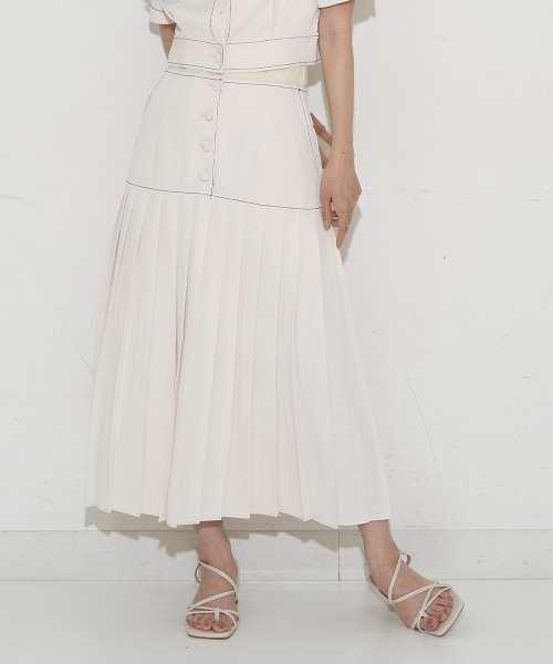 A de a.v.v（アードアー・ヴェ・ヴェ）の「前ボタン開きプリーツスカート（スカート・レディース・ブラック/ブルー/アイボリー・38/36）」の2枚目の写真