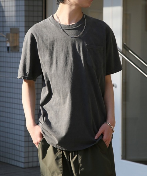 comfort colors(コンフォートカラーズ)の「【COMFORT COLORS】6.1オンスガーメントダイポケットTシャツ 半袖 CC6030 MURS(Tシャツ/カットソー・メンズ・レッド/ホワイト/スミクロ/インディゴブルー/カーキ/マスタード/ダークグリーン/ワイン/グリーン・XL/S/L/M)」の2枚目の写真