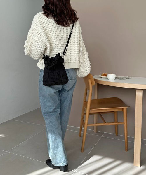 DISCOAT(ディスコート)の「【2WAY/WEB限定】シャーリングドローコードミニショルダーバッグ(ショルダーバッグ・レディース・ブラック/ブラウン/アイボリー・FREE)」の16枚目の写真