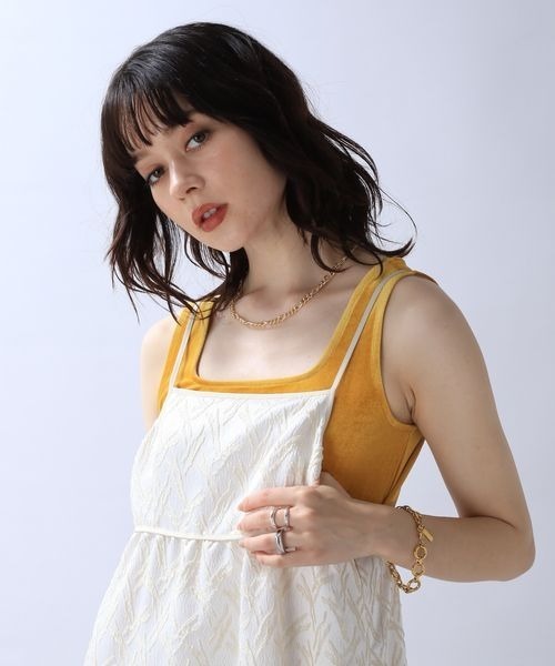 JEANASIS（ジーナシス）の「ベロアスクエアネックタンク/969432（タンクトップ・レディース・アイボリー/グリーン系その他/ネイビー/イエロー・FREE）」の5枚目の写真