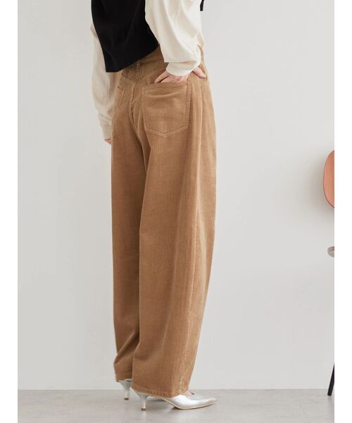 AMERICAN HOLIC(アメリカンホリック)の「コーデュロイコクーンパンツ(その他パンツ・レディース・キャメル/カーキ/アイボリー・S/M/L)」の20枚目の写真