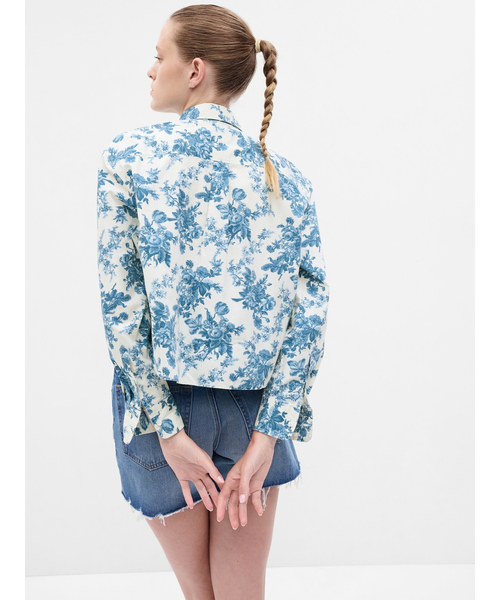GAP(ギャップ)の「Gap × Loveshackfancy オーガニックコットン100% クロップドシャツ(シャツ/ブラウス・レディース・ブルー/ピンク・S/M/XXS/XS/L)」の6枚目の写真