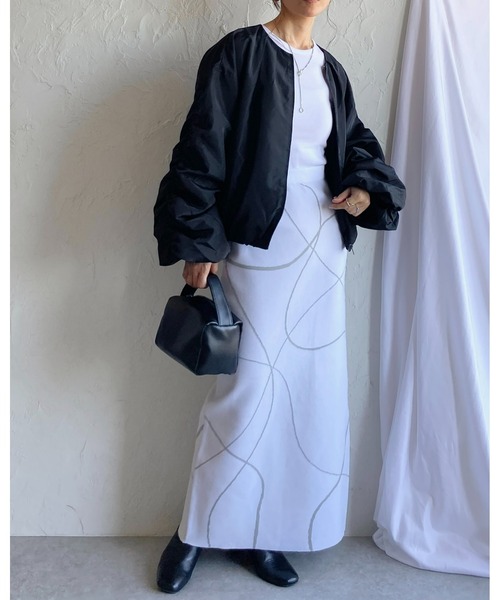 She's Closet(シーズクローゼット)の「ノーカラーボリューム袖シャーリングスリーブショートブルゾン(ブルゾン・レディース・ブラック/アイボリー/カーキ/モカ/ピンク・FREE)」の16枚目の写真