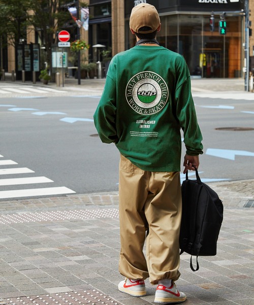 ddp（ディーディーピー）の「DDP/ディーディーピー 別注 サークルロゴ刺繍 ヘビーウェイト ビッグシルエット長袖Tシャツ（Tシャツ/カットソー・メンズ・ブラック系1/グレー系1/ブラック系2/グリーン系1/ホワイト系1/ホワイト系2・M/L）」の15枚目の写真