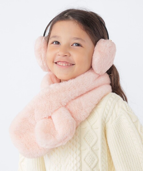 SHIPS(シップス)の「SHIPS KIDS:フェイクファー マフラー(マフラー・キッズ・ピンク/グレー系/オフホワイト・ONE SIZE)」の3枚目の写真