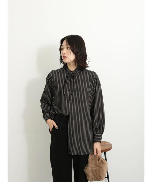 Samansa Mos2 blue（サマンサモスモスブルー）の「ストライプボウタイブラウス（シャツ/ブラウス・レディース・ベージュ/キナリ/ブラック・F）」の5枚目の写真