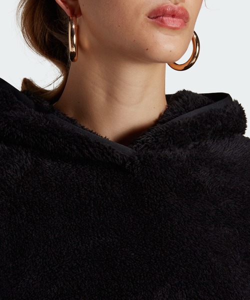 adidas（アディダス）の「エッセンシャルズ+ フラッフィー テディパーカー / アディダス adidas（パーカー・レディース・ブラック/ホワイト・MEDIUM/SMALL/LARGE）」の12枚目の写真