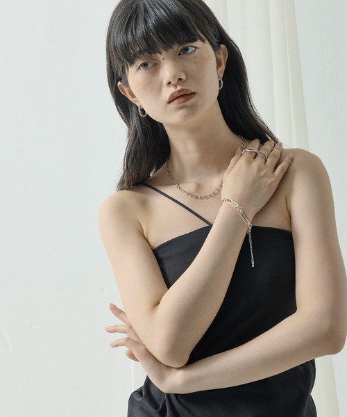 ORLEAN(オルレアン)の「【ORLEAN】 ニュアンスダブルフィンガーリング(リング・レディース・シルバー/ゴールド・フリー)」の14枚目の写真