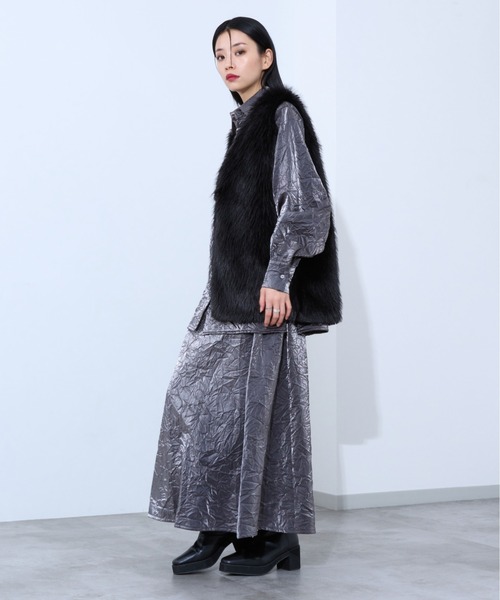 Ellno de Mavie(エルノデメヴィ)の「メタリックルーズシャツ/SET UP対応(シャツ/ブラウス・レディース・ブラック/シルバー・FREE)」の18枚目の写真
