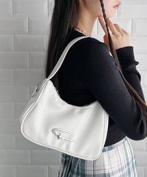√nuage（ルートニュアージュ）の「メタルモチーフワンハンドルショルダーバッグ（ショルダーバッグ）」