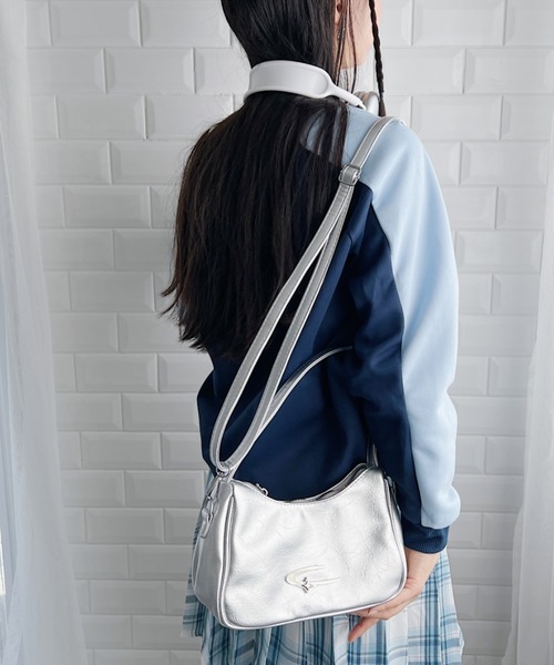 √nuage(ルートニュアージュ)の「メタルモチーフワンハンドルショルダーバッグ(ショルダーバッグ・レディース・シルバー/アイボリー/ブラック・FREE)」の12枚目の写真