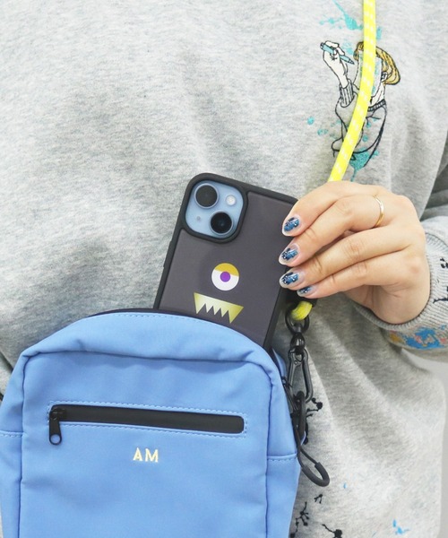 ACCOMMODE（アコモデ）の「【WEB限定】モンスター　背面アクリルiPhoneケース　14対応（スマホケース/カバー・レディース・グリーン/ネイビー/パープル/グレー/ピンク/ブラウン・iPhone 14）」の2枚目の写真