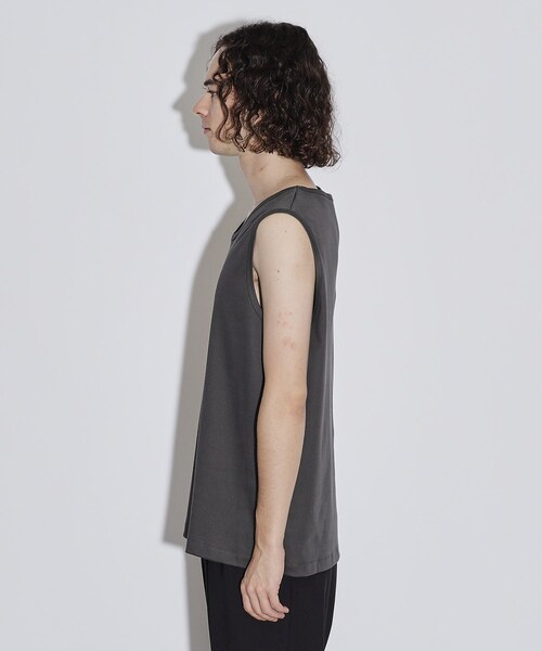 tk.TAKEO KIKUCHI（ティーケータケオキクチ）の「ハイゲージスムースタンクトップ（Tシャツ/カットソー・メンズ・チャコールグレー/ブラック/ホワイト・03/02）」の6枚目の写真