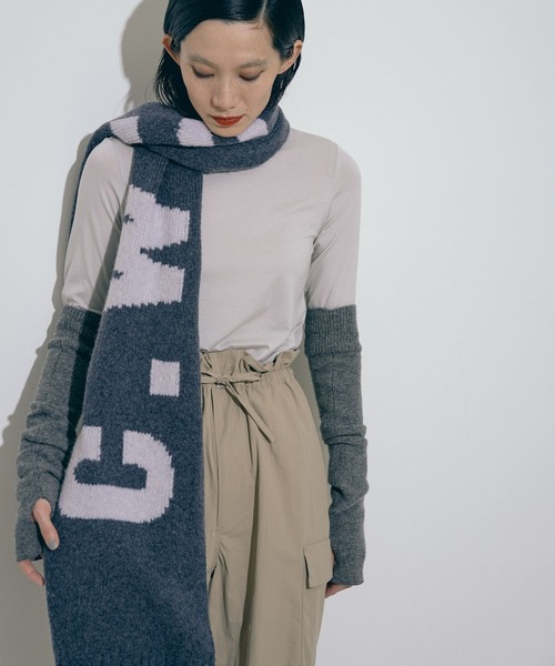 THE GOODLAND MARKET(ザグッドランドマーケット)の「cwtch RWS Recycle Wool Scarf(マフラー・レディース・モカ/ブラック/ライトグレー/イエロー/グレー系その他・ONE)」の4枚目の写真