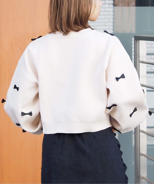 tiptop（ティップトップ）の「リボン付きショート丈ニット（ニット/セーター・レディース・チャコールグレー/ブラック/アイボリー・FREE）」の10枚目の写真